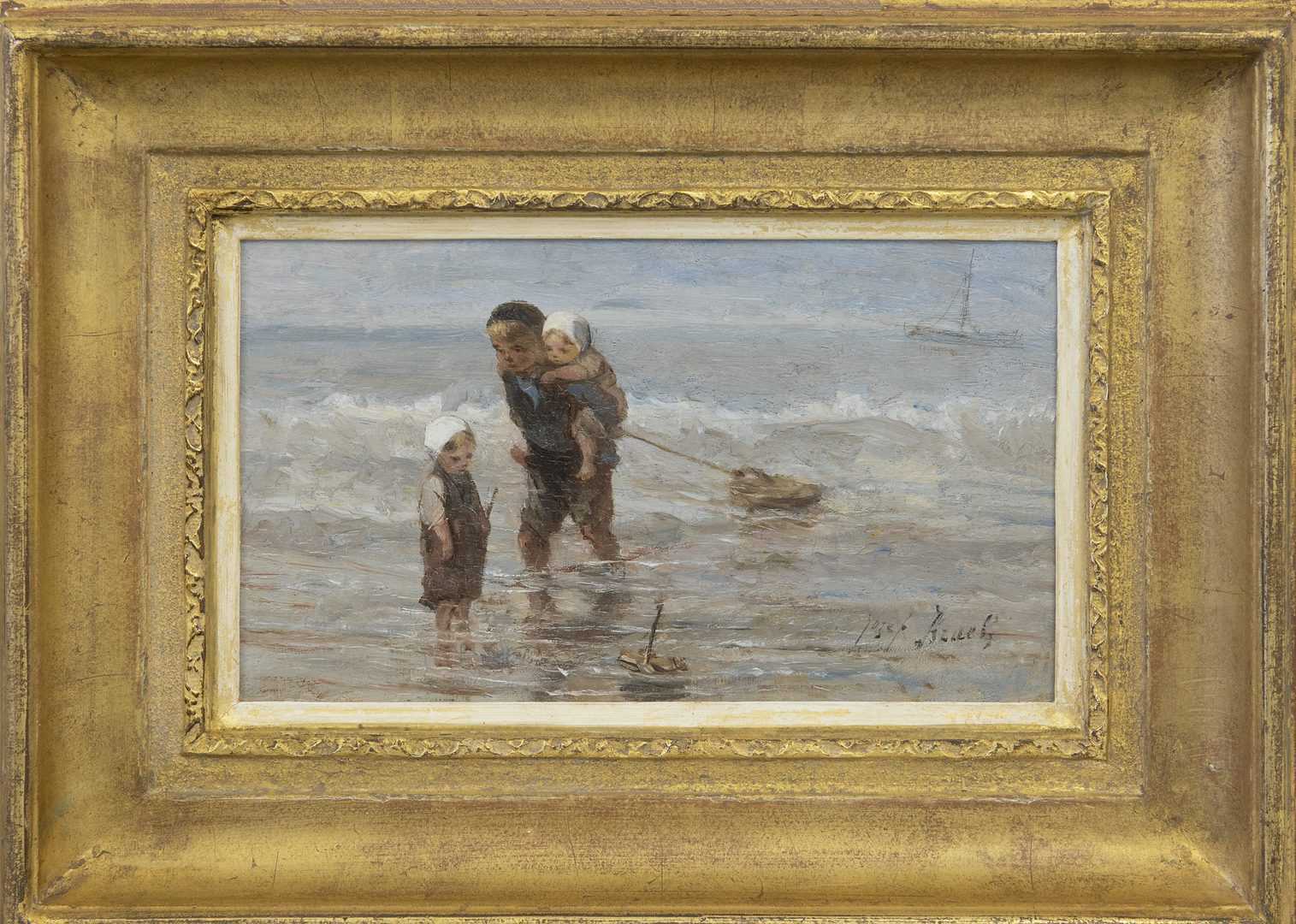 Jozef Israëls: Kinderen met een speelgoedbootje op het strand in ondiep water (in lijst)