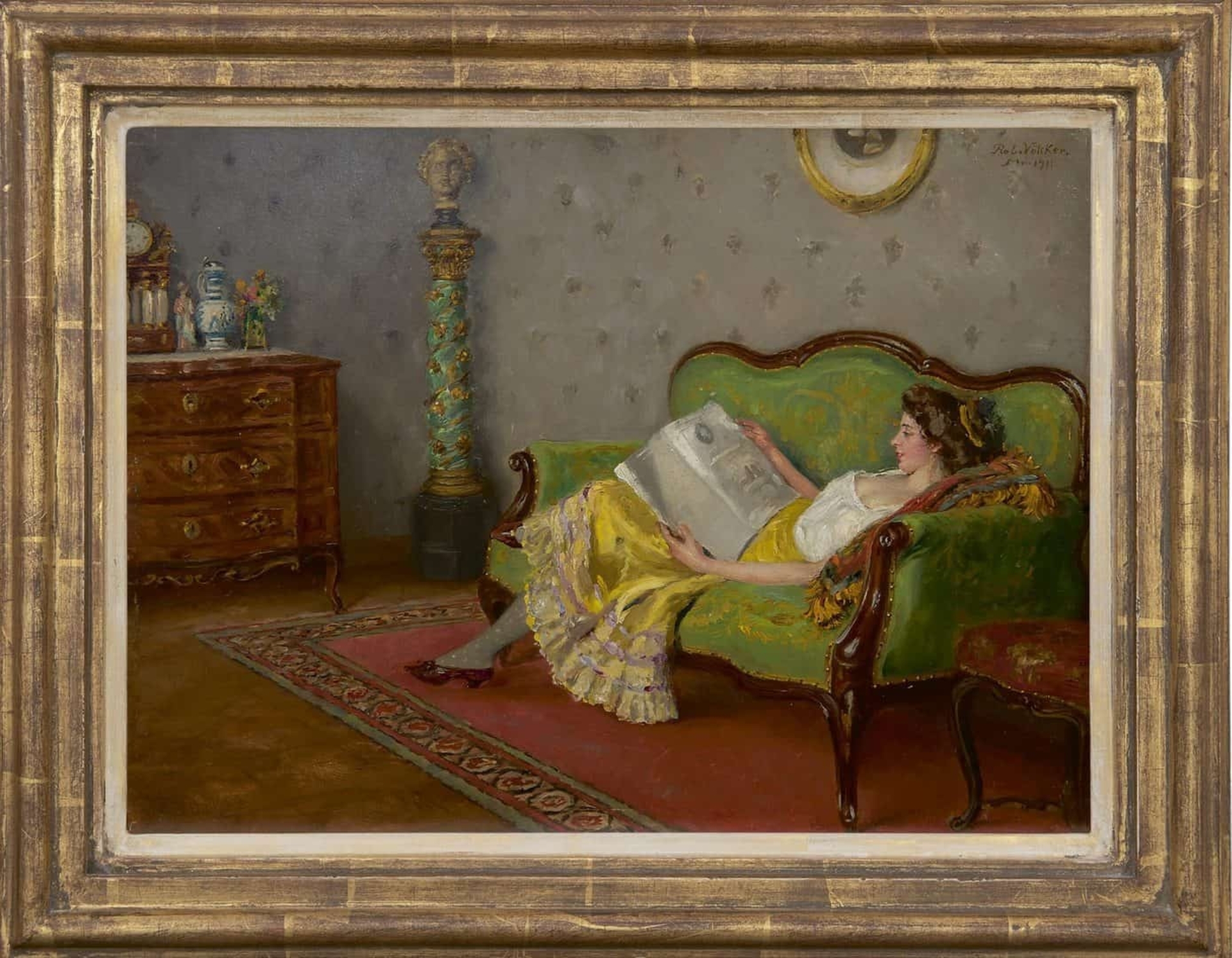 Robert Völcker: Lezende dame op een sofa (in lijst)