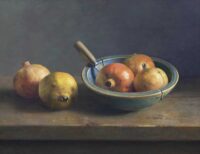 Henk Helmantel: Granaatappels in een houten nap
